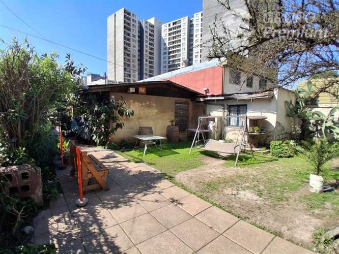 Casa Amplia 359 m2 venta de 3 dorm. en Estación Central - Imagen 2