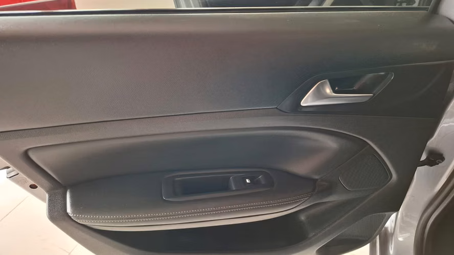 PEUGEOT 308 FELINE 1.5 T BLUE HDI AT 2019 - Imagen 12