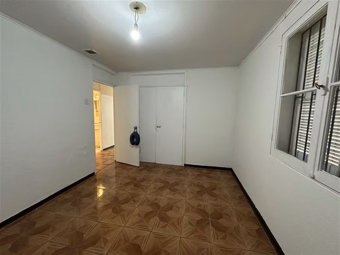 Casa en arriendo de 2 dorm. mas servicios en Macul - Imagen 16