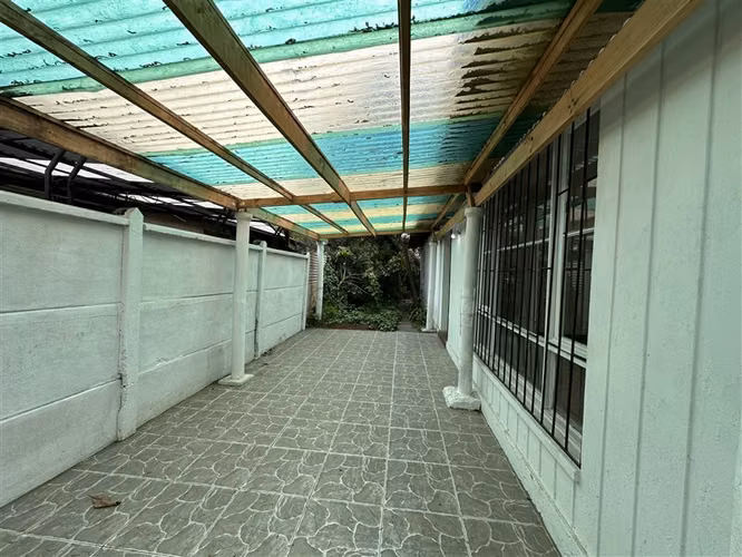 Casa en arriendo de 2 dorm. mas servicios en Macul - Imagen 21
