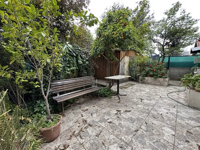 Casa en arriendo de 2 dorm. mas servicios en Macul - Imagen 22