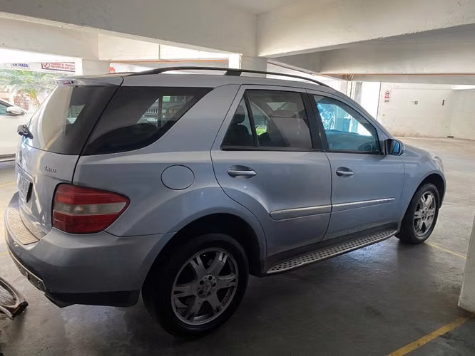 Mercedes Benz ML350 - Imagen 2