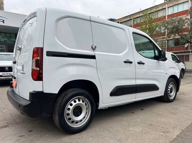 PEUGEOT PARTNER HDI 92 L1 1.6 - 2023 | 4633 - Imagen 7