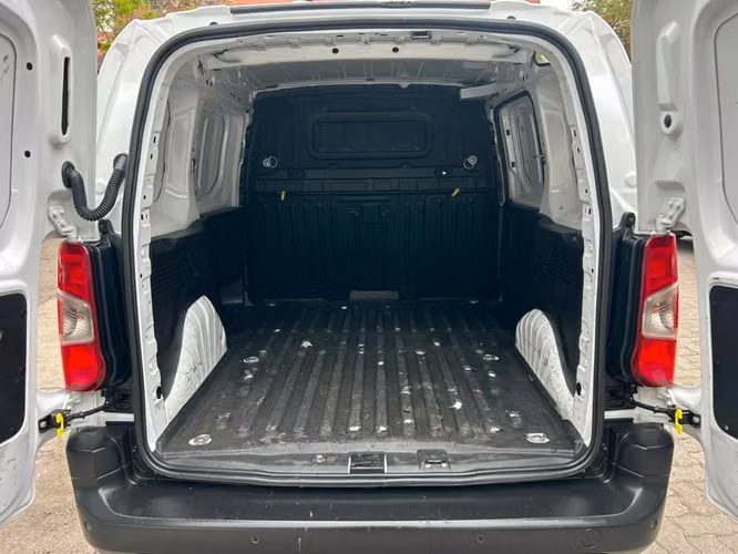 PEUGEOT PARTNER PARTNER L1 BLUEHDI 100 - 2023 | 4728 - Imagen 19