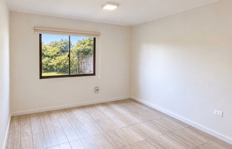 EN ARRIENDO EXCLUSIVA CASA MODERNA EN CHICUREO - Imagen 16