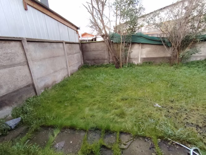 Vendo casa en Villa Los Naranjos-Chillán Viejo, 3 dormitorios, 1 baño
