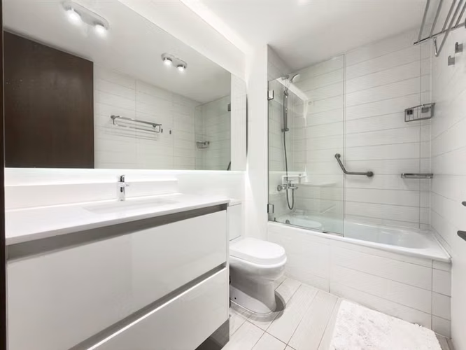 Exclusivo departamento en edificio boutique, en Vitacura. - Imagen 5