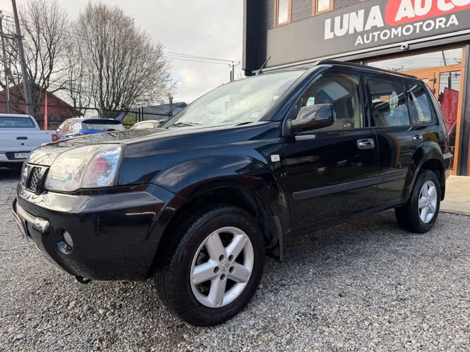 NISSAN X-TRAIL 2011