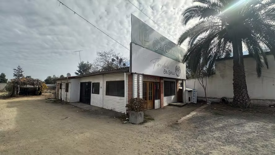 GRAN TERRENO COMERCIAL CON 290 M2 CONTRUIDOS CENTRO OLMUE - Imagen 5