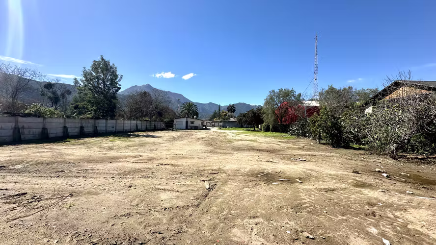 GRAN TERRENO COMERCIAL CON 290 M2 CONTRUIDOS CENTRO OLMUE - Imagen 28