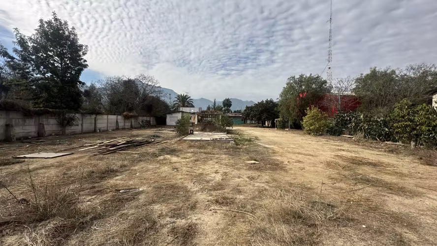 GRAN TERRENO COMERCIAL CON 290 M2 CONTRUIDOS CENTRO OLMUE - Imagen 21