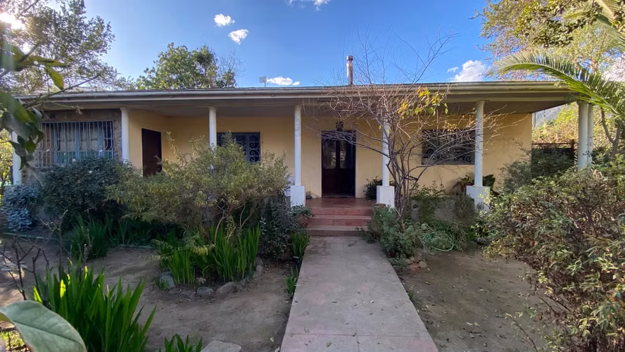 VENTA DE CASA DE 165 M2 Y 960 M2 DE TERRENO EN OLMUE GRANIZO - Imagen 4