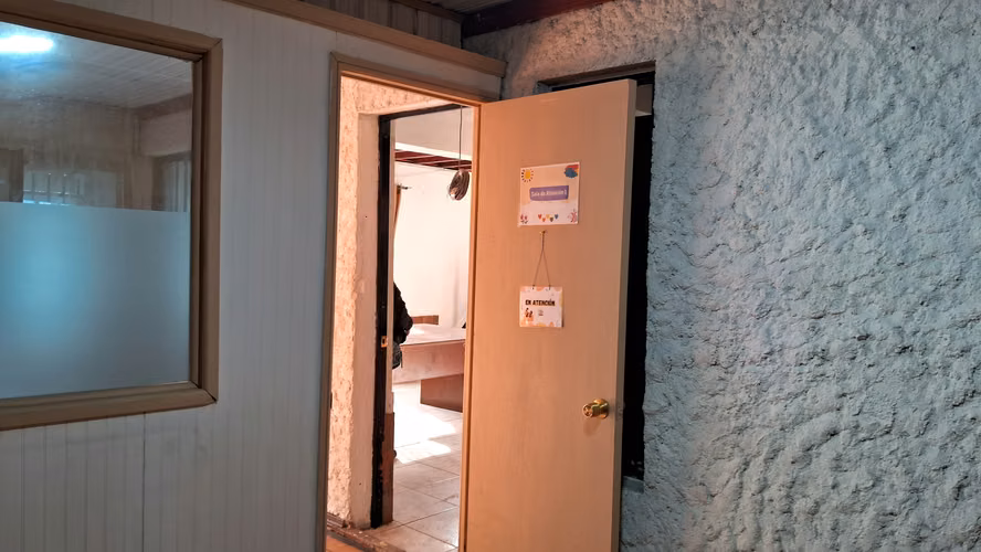 Huachicoop, casa 4 dormitorios,  2 baños, garaje, Talcahuano - Imagen 8
