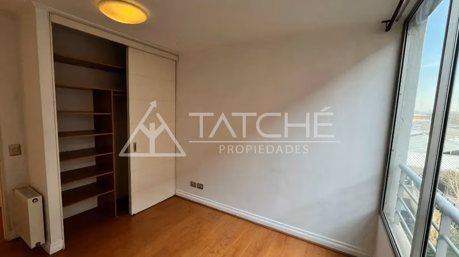 AMPLIO 3D 2B CON GRAN TERRAZA Y ESTACIONAMIENTO 88M2 - Imagen 3