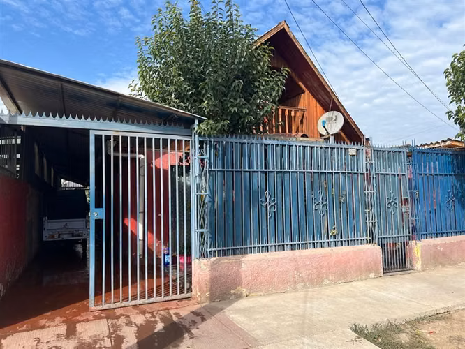 VENDO 2 CASAS, TERRENO DE 240 MTR2. 4 DORM 2 BAÑOS LA GRANJA