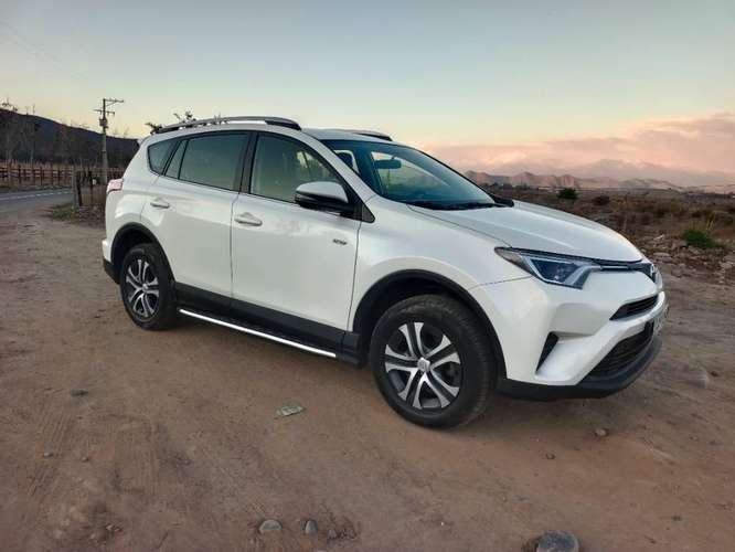 Toyota RAV4 Adventure - Imagen 2