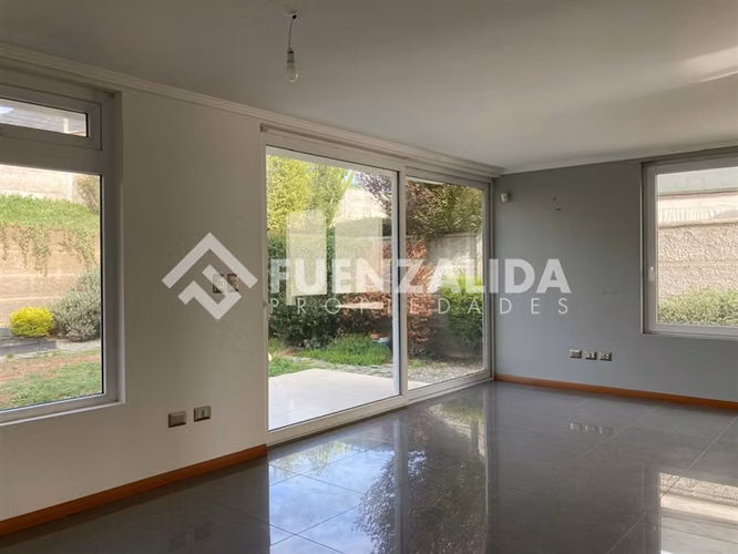 Casa venta 2 pisos 4D/3B. Lomas de Montemar, Concón - Imagen 13