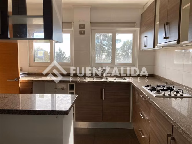 Casa venta 2 pisos 4D/3B. Lomas de Montemar, Concón - Imagen 8