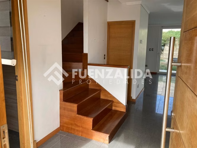 Casa venta 2 pisos 4D/3B. Lomas de Montemar, Concón - Imagen 3