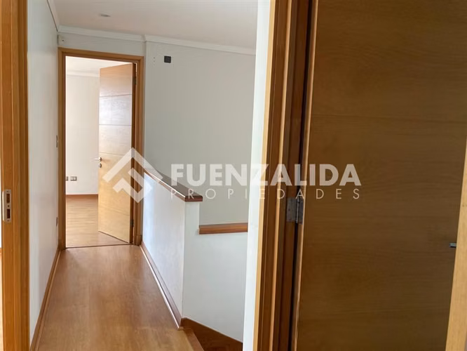 Casa venta 2 pisos 4D/3B. Lomas de Montemar, Concón - Imagen 17