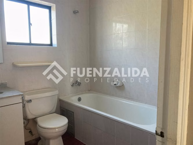 Vende Casa, amplio terreno 5D/3B Bosques de Montemar Concón - Imagen 14