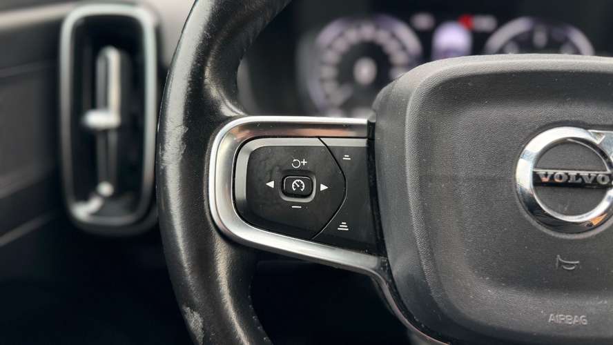 Volvo XC40 D4 (2021) - Imagen 18