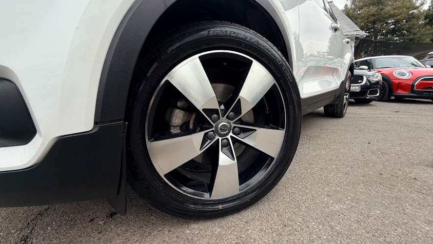 Volvo XC40 D4 (2021) - Imagen 5