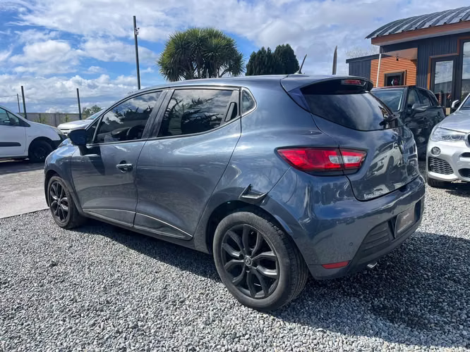 RENAULT CLIO 2017