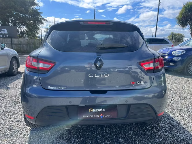 RENAULT CLIO 2017
