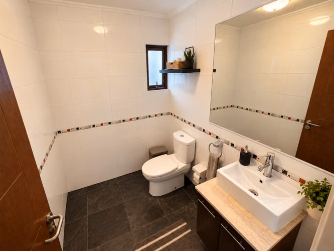 Casa dos pisos en Condominio, piscina Rinconada de Los Andes
