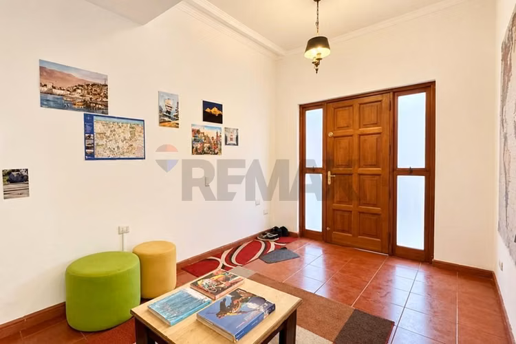 Casona 7d/8b potencial comercial, oficinas u hotel - Imagen 2