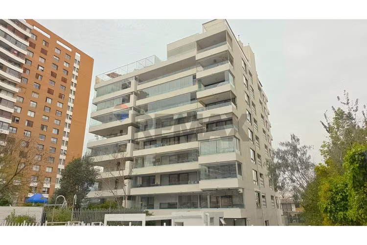 Amplio y excelente ubicación en las condes - Imagen 23
