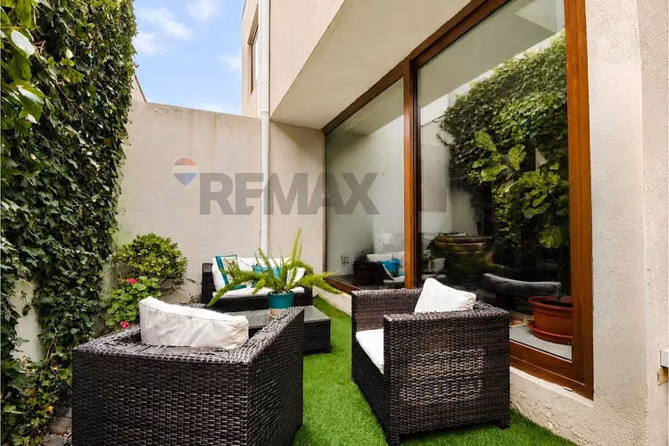 Casa 3d + servicio, jardín y quincho en las condes - Imagen 13