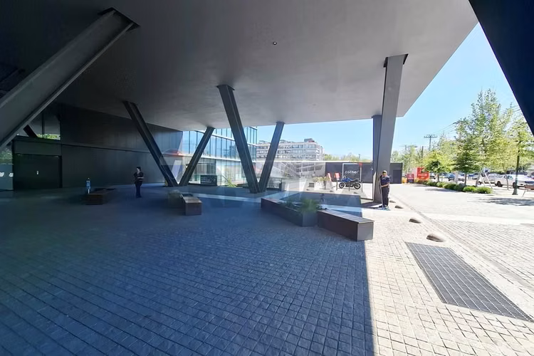 Moderna oficina de 50m2 en la dehesa - Imagen 3