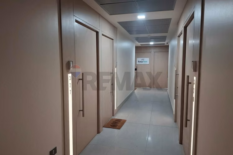 Moderna oficina de 50m2 en la dehesa - Imagen 16
