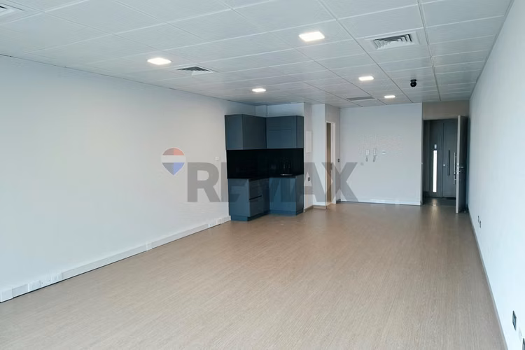 Moderna oficina de 50m2 en la dehesa - Imagen 12