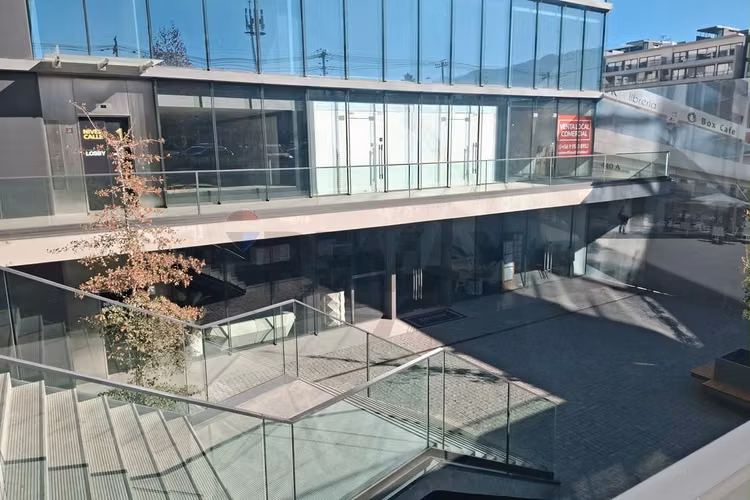 Moderna oficina de 50m2 en la dehesa - Imagen 2