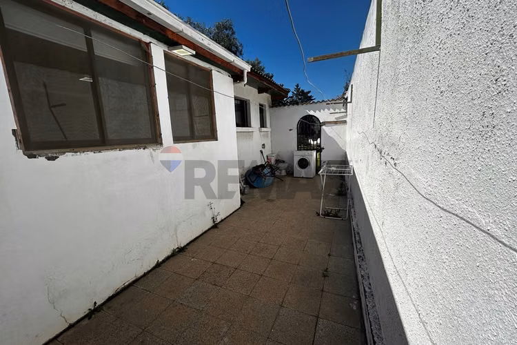 Amplia casa junto al parque lomas de lo aguirre - Imagen 25