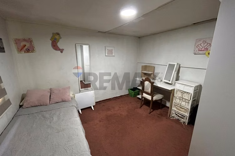 Amplia casa junto al parque lomas de lo aguirre - Imagen 23