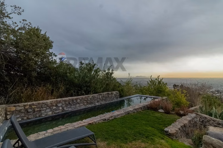 Gran casa en condominio 3d,3b +servicios - Imagen 33