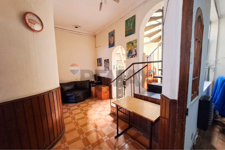 Casa comercial para remodelar - Imagen 9