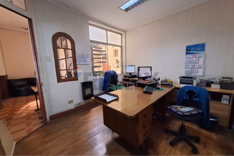 Casa comercial para remodelar - Imagen 11