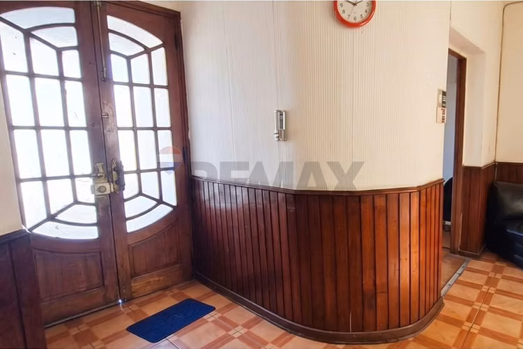 Casa comercial para remodelar - Imagen 2