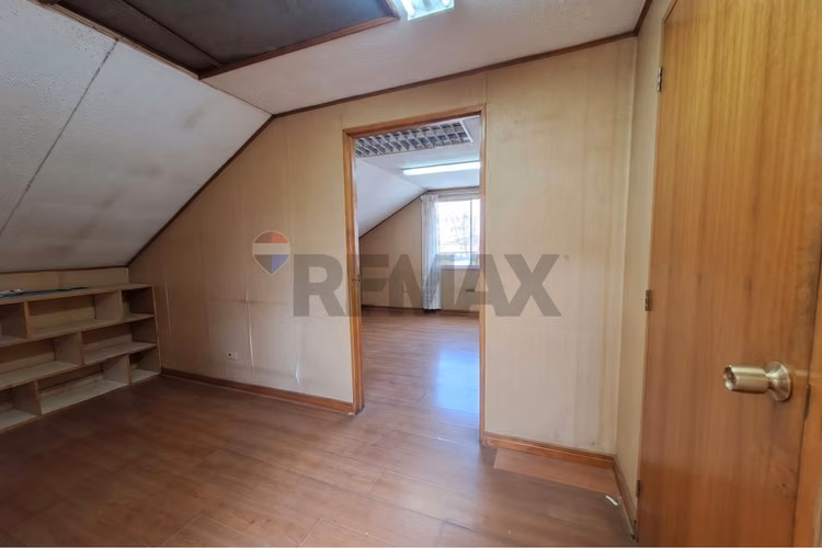 Casa comercial para remodelar - Imagen 29