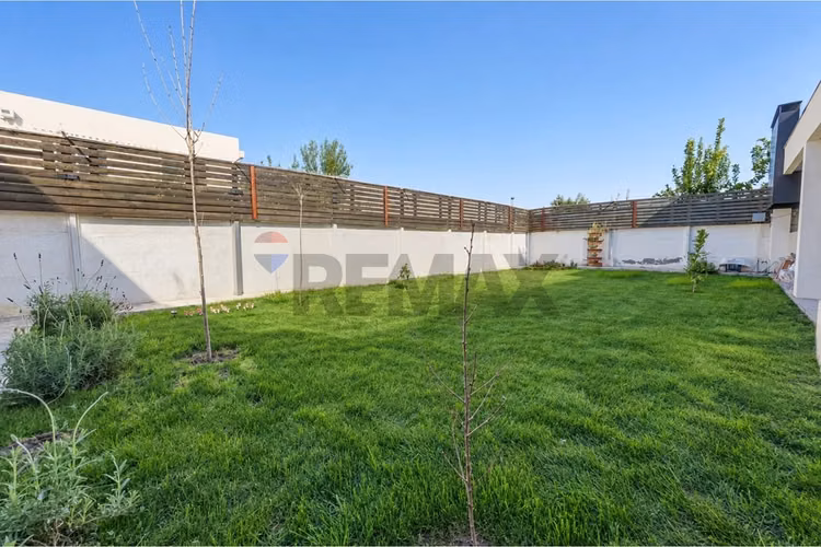 Arriendo gran casa chicureo 3d 3b 5e - Imagen 27