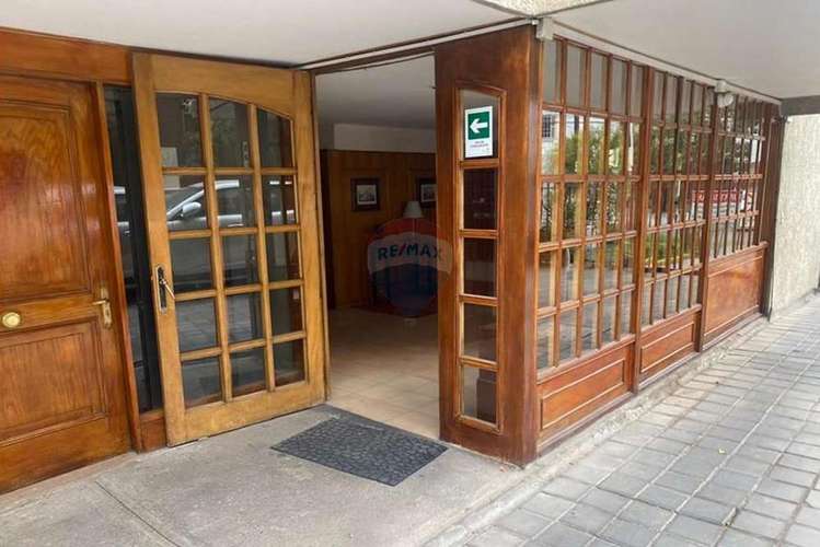 Patio privado, 2 d  2 baños 2 estacionamientos - Imagen 5