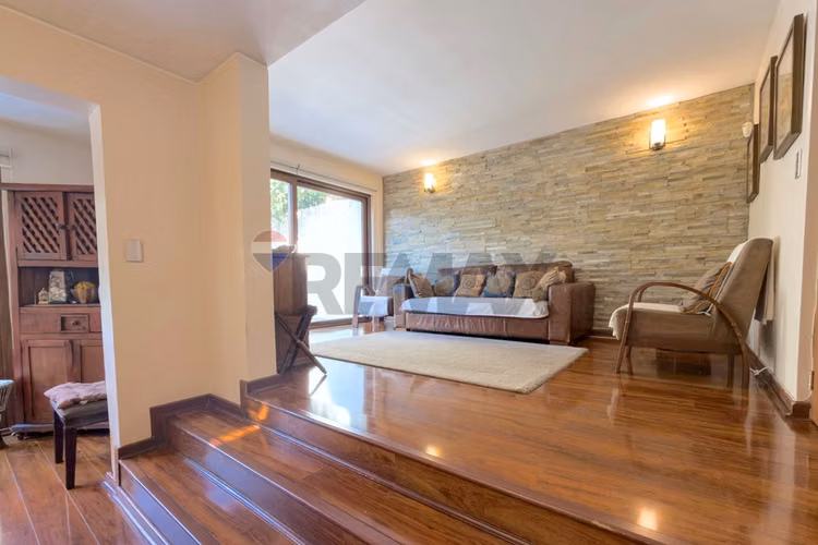 Casa familiar 4d4b, estar, escritorio, piscina. - Imagen 6