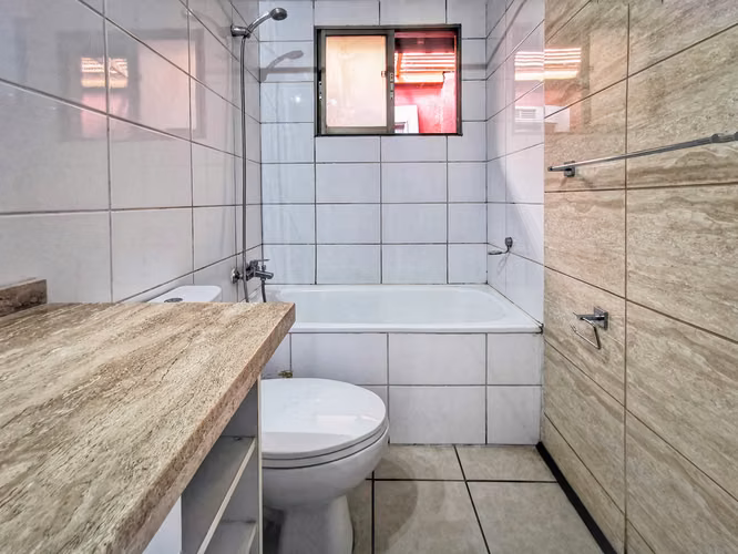 CASA GRANDE CON AMPLIO JARDIN  4D ESTAR PISCINA HAC EL PEÑON - Imagen 17