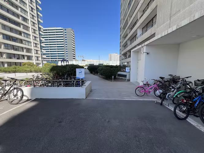GRAN DEPARTAMENTO CON LAGUNA FRENTE A METRO - Imagen 19