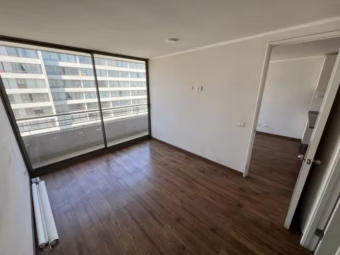 GRAN DEPARTAMENTO CON LAGUNA FRENTE A METRO - Imagen 4